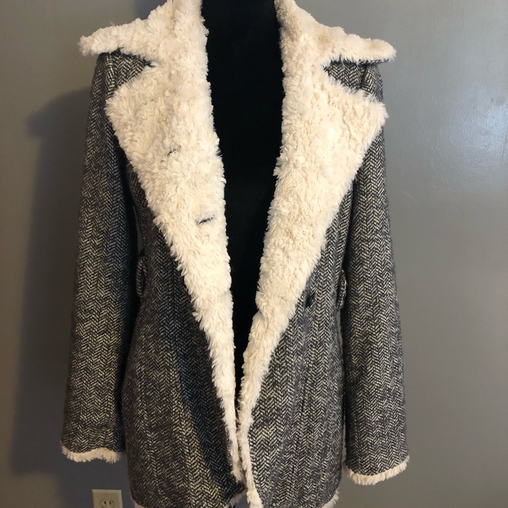 Guess fur collared jacket